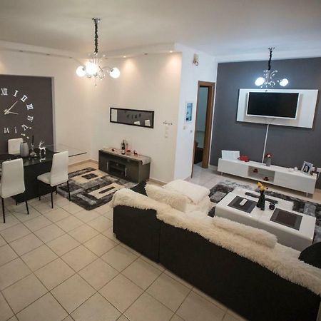 Cristal Apartment Corinth Exterior foto